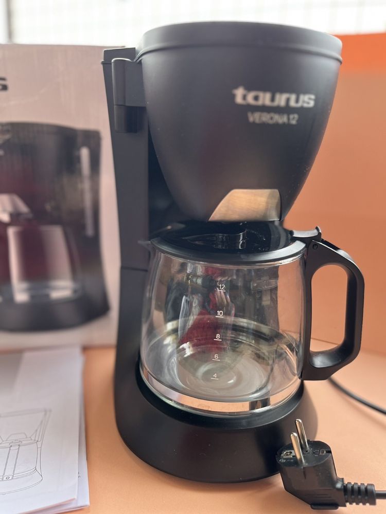 Кафемашина Нова TAURUS