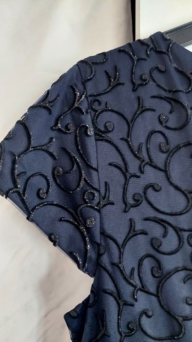 Vând rochie superba , de ocazie ,culoare bleumarin