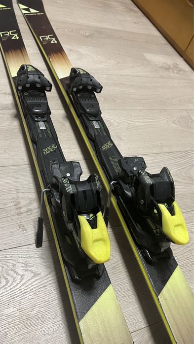 Ски Fischer RC4 175см