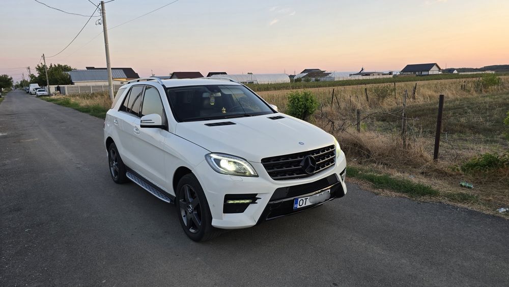 Vând Mercedes ML 350D