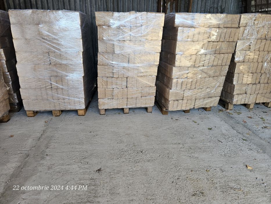 Peleti Pell up/ Hs timber/ Rezult/ Holz Pellet/ Brichete