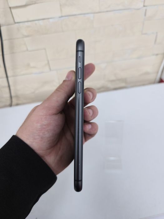 Iphone 11 128GB / 100% ( face id. Def. )