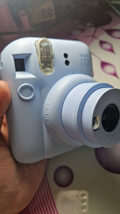 Продаю Instax 12 mini