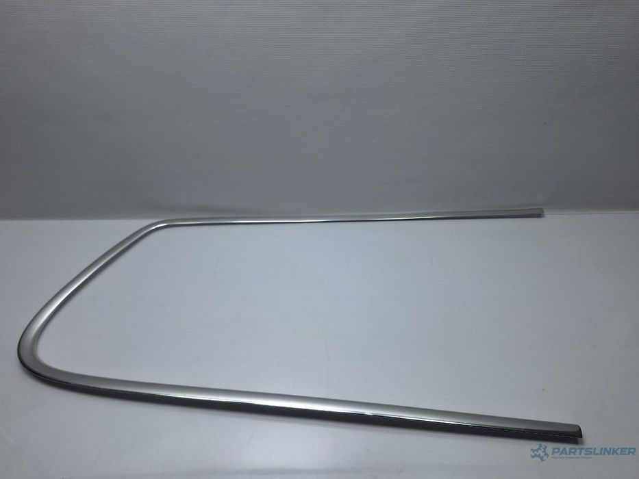 Ornament crom geam fix lateral dreapta spate VOLKSWAGEN PASSAT Variant 3C5 2005 - 2011 TDI CAYC 3C9853346