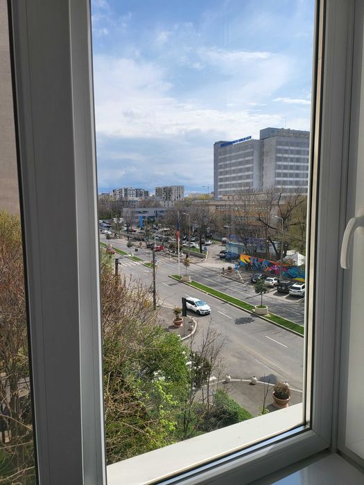 Inchiriez apartament 2 camere vis-a-vis de Spital Obregia