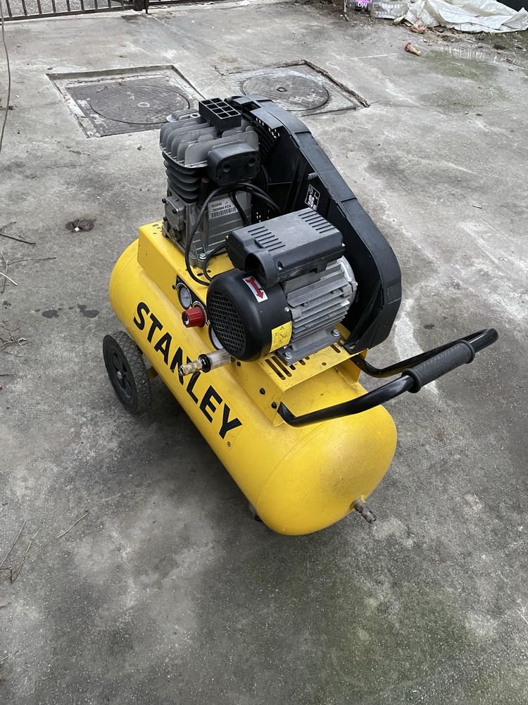 Compresor stanley 100 L
