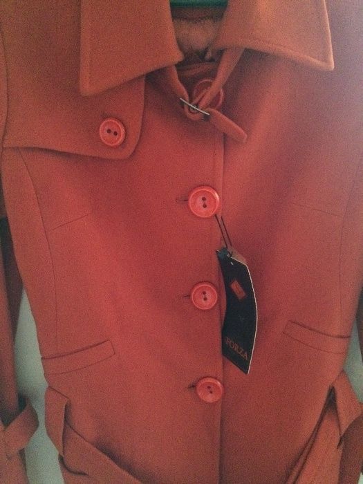 Пальто новое, 46-48 размер, цена 950 000 сум, Турция!