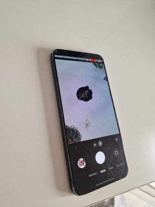 Samsung Galaxy S22+ 256GB Black – Funcțional / Piese / Ocazie