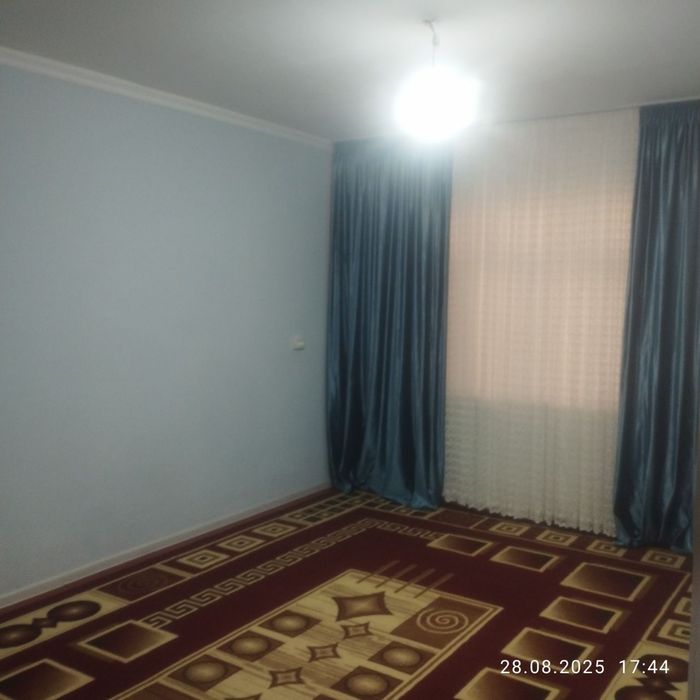 Ijaraga hona beriladi  ishlidigan va ôqidigan qizlarga