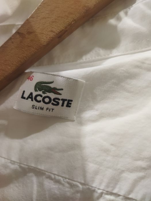 Риза Lacoste бяла с червеното лого