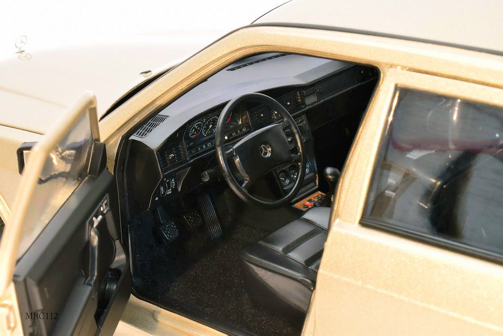 Macheta Mercedes-Benz 190 E Norev