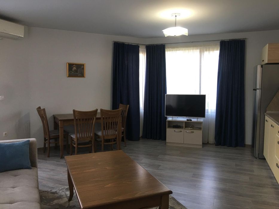 Дава се под наем Двустаен апартамент в Пловдив, Център - 80 кв.м за 510 € - Снимка #3