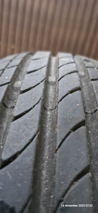 Vand 4 anvelope de vara 165/70R14
