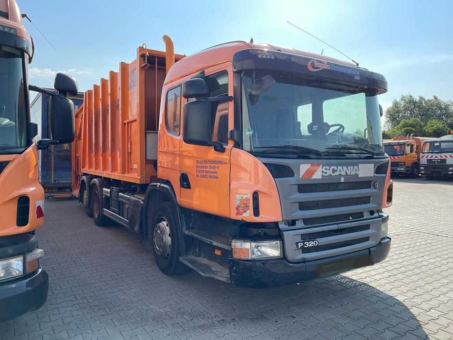 Autoutilitară Gunoieră SCANIA 6X2 ECONIC Zöller 2301 Delta Premium
