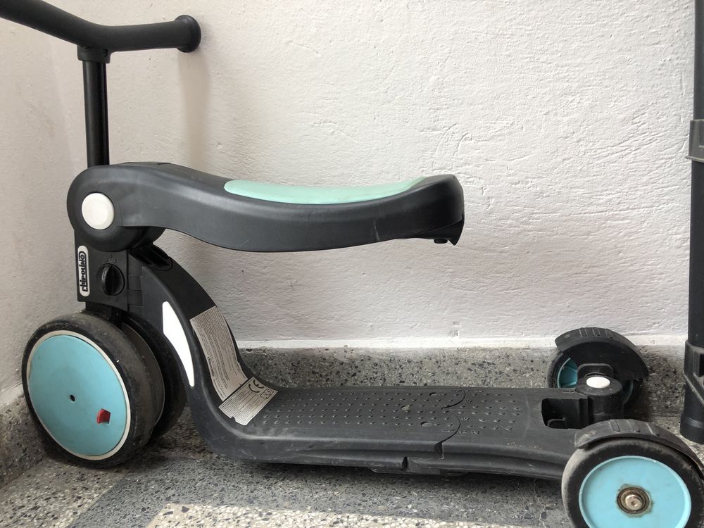 Чиполино скутер детско колело за бутане тротинетка