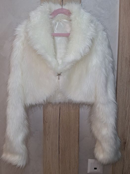 ПОД НАЕМ Официално болеро/късо палто БУЛКА или Абитуриентка