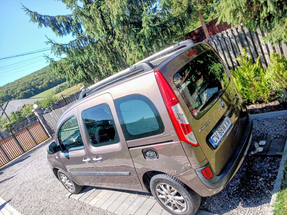 Renault Kangoo 1.5 diesel color ciocolata