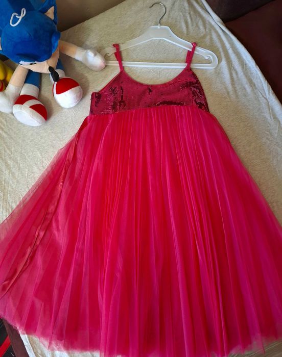 Страхотни дрехи ,маркови разпродажба за дете 9-12 години