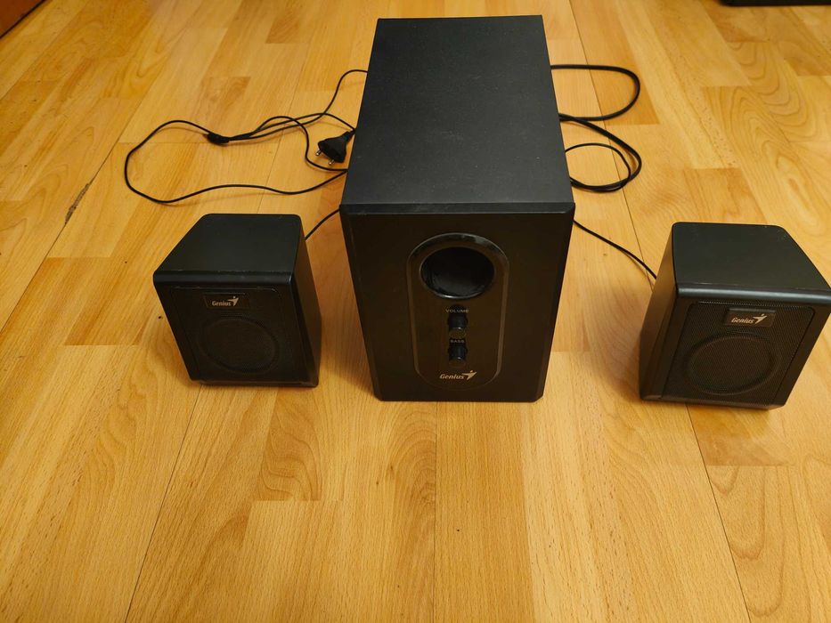 Vand Boxe Genius SW-2.1 355 Black