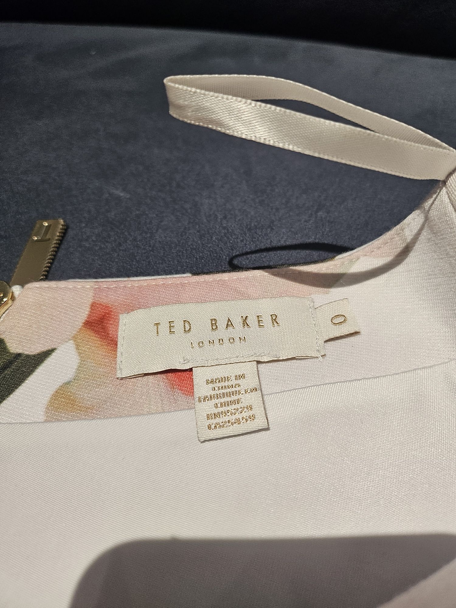 Bluza Ted Baker xs, noua