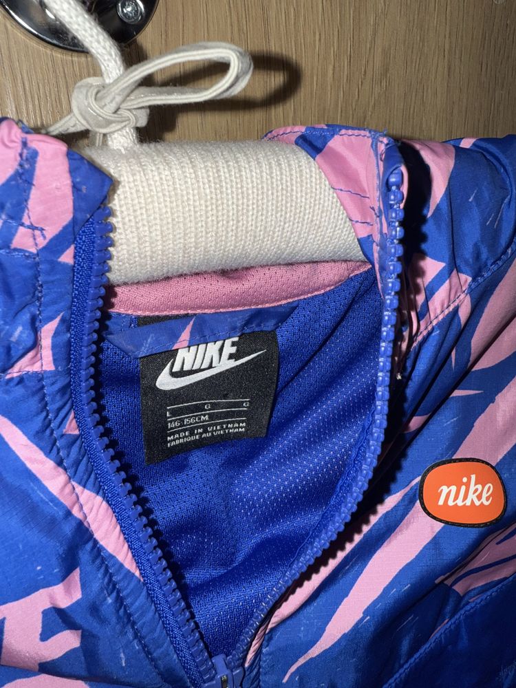 яке Windrunner Nike Sportswear