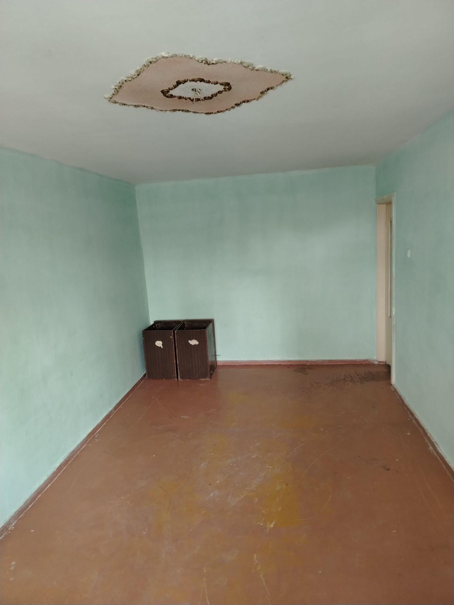СРОЧНО ПРОДАЕТСЯ Чирчик ш. 3 м/н 2х/3/4 торцевой