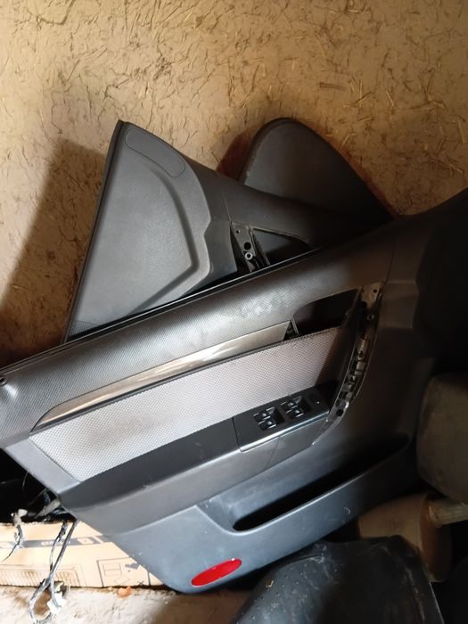 Nexia.3 soyilgan zapchaska detalari bor oq kumga nimasi kerak bosa bor