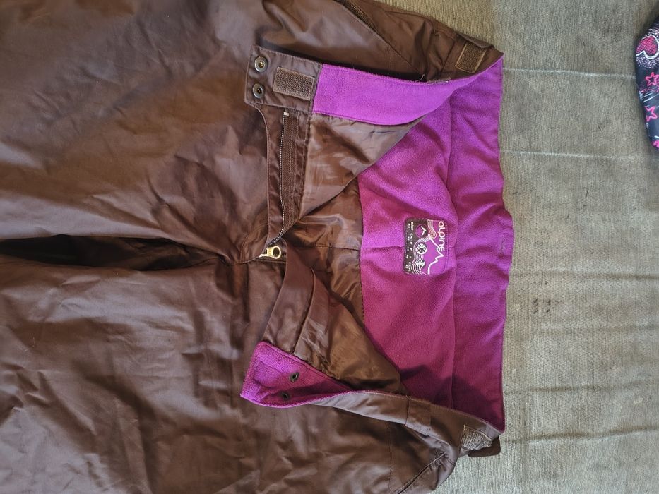 Дамско зимно/ скиорско яке