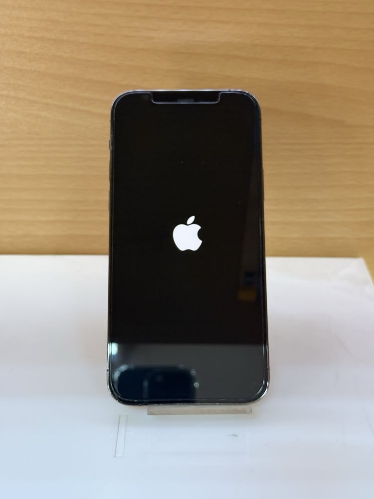 iPhone 12 Pro Silver, 128 GB, Като нов