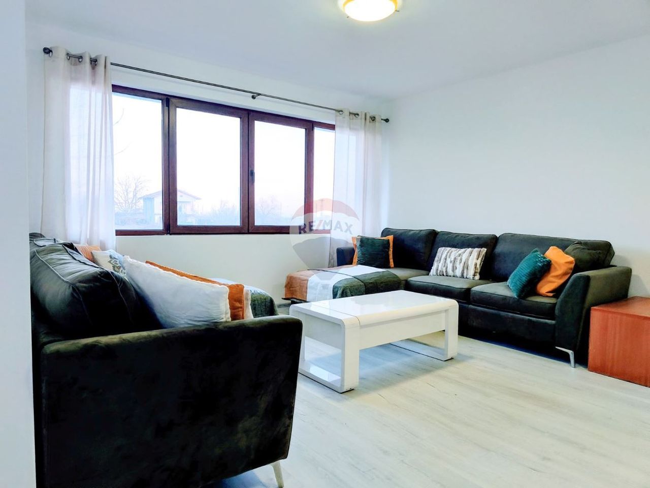 Продава се Къща в с. Царичино, Област Добрич - 267 кв.м за 581 €/кв.м - Снимка #1