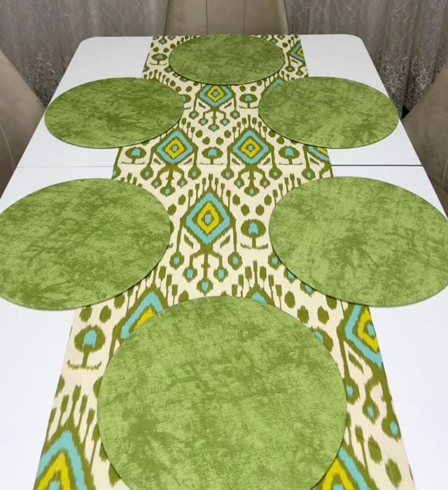 Раннери, скатерти, подушки