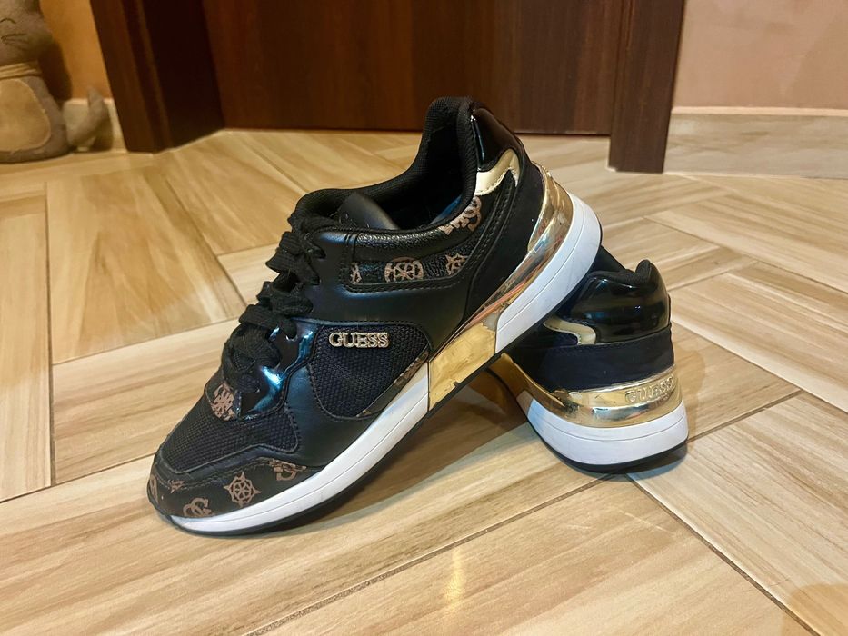 Оригинални Маратонки Guess