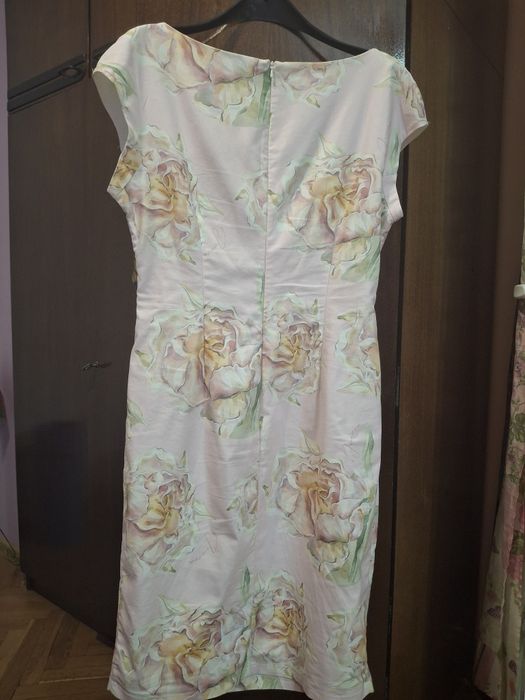 Офицялна рокля на юнона