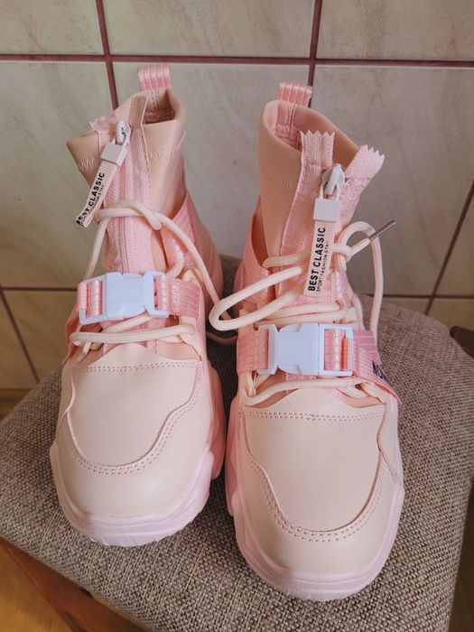 Adidas mar 38 cu 24 cm interior