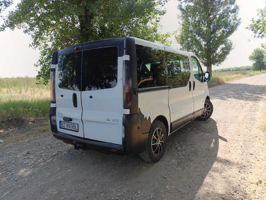 Opel Vivaro 8 plus 1