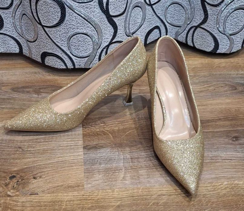 Дамски обувки 43 номер