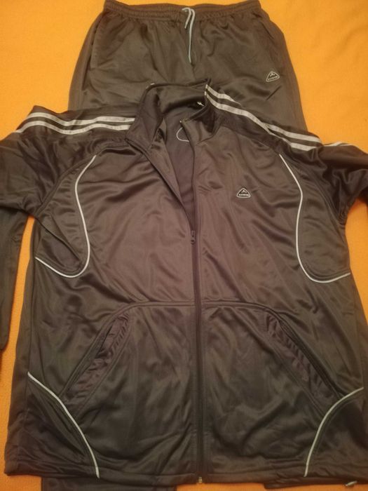 Мъжки спортен екип xxxl