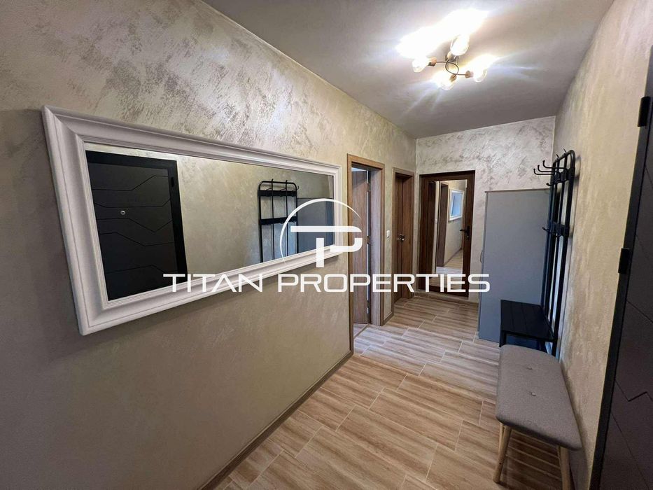 Дава се под наем Тристаен апартамент в Варна, Център - 104 кв.м за 1380 € - Снимка #19