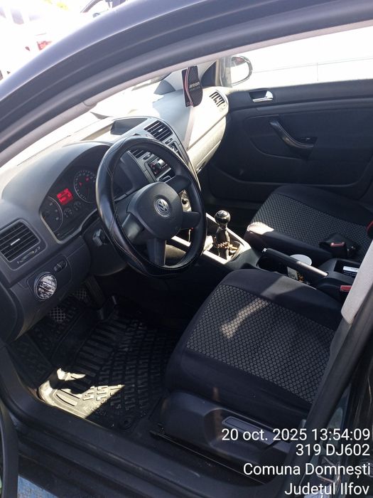 Golf 5 an 2005/1.4  de vanzare