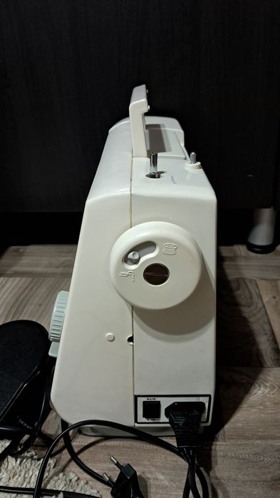 Mașină de cusut Privileg