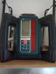 nivelă laser rotativă profesională Bosch GRL 500 H.
