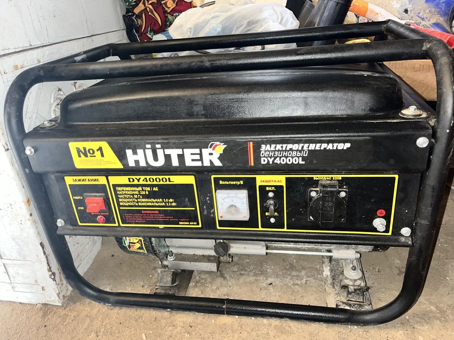 Продам бензиновый генератор