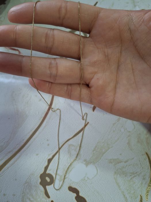 Продам золотую цепочку