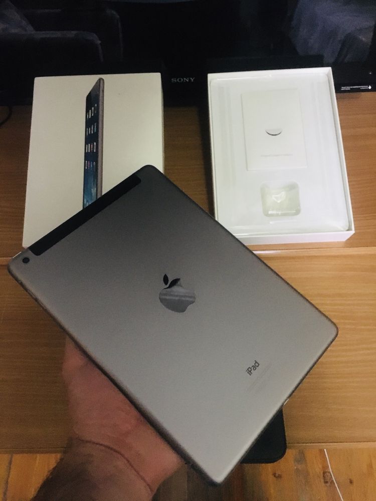 APPLE iPad Air (LLA Американская сборка)