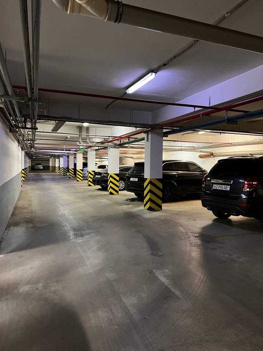 НОВОСТРОЙКА
банкетный зал Yakkasaroy
(кирпич, с лифтом)
149 м²