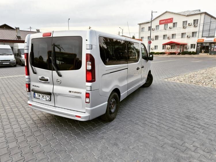 Opel Vivaro 8+1 Extra-Lung, 2017 Euro 6, 1.6 Bi-DCi 145 cp, CASH/RATE/