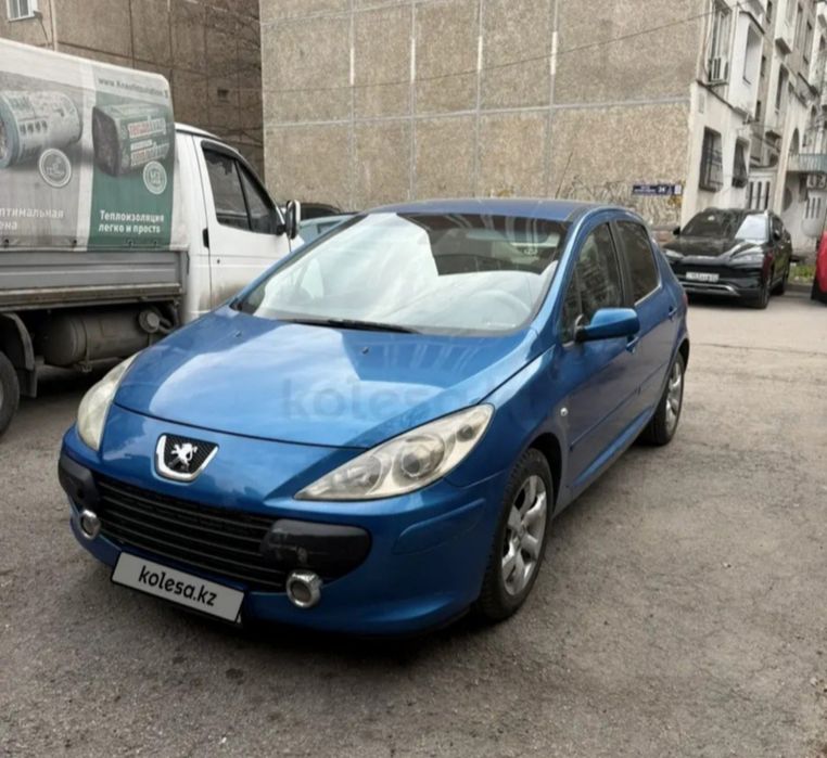 Продам машину пежо