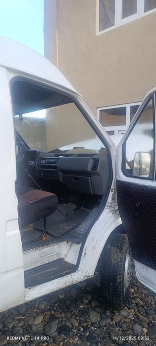 Ogandan ishga ciqib ketovuras