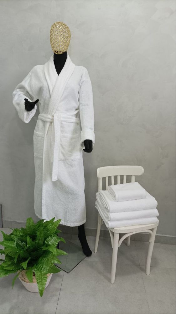 Купить махровый халат, махровое полотенце для отелей белый оптом