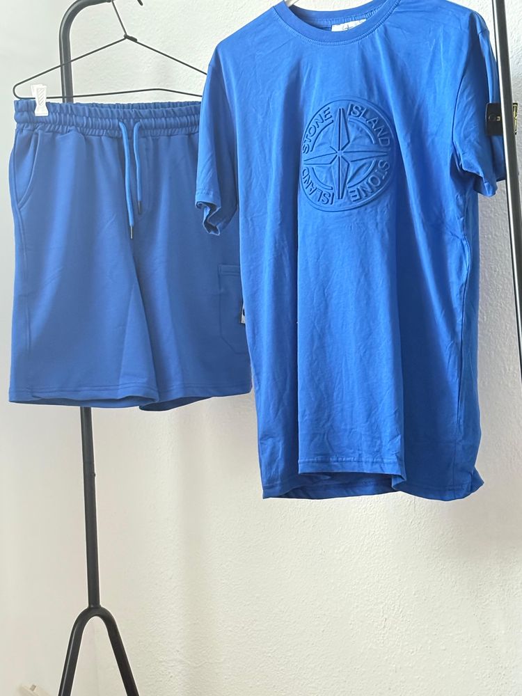 Compleu Stone Island